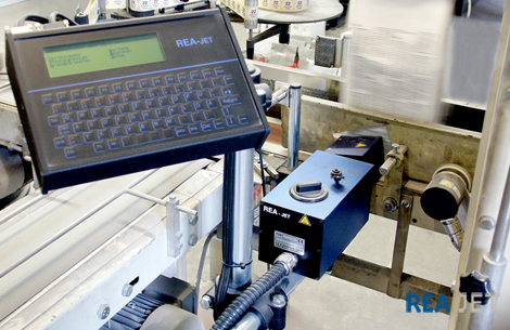 Foto: REA JET - High Resolution printing system - contact-free marking of paper bags with surface sealing
